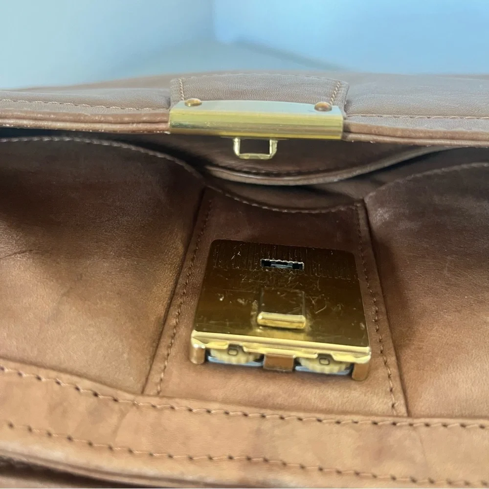 Amiet sophistication convenience