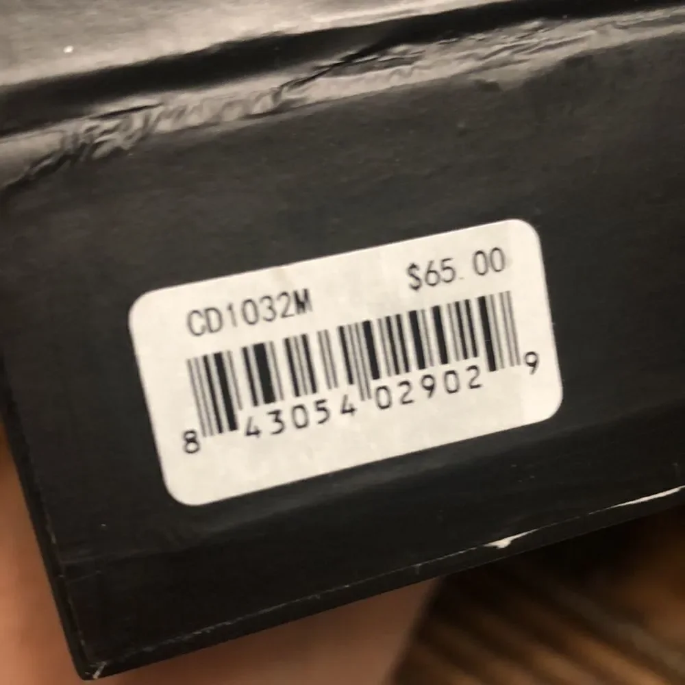 NWT L & C Timepieces and Leather Wallet Set