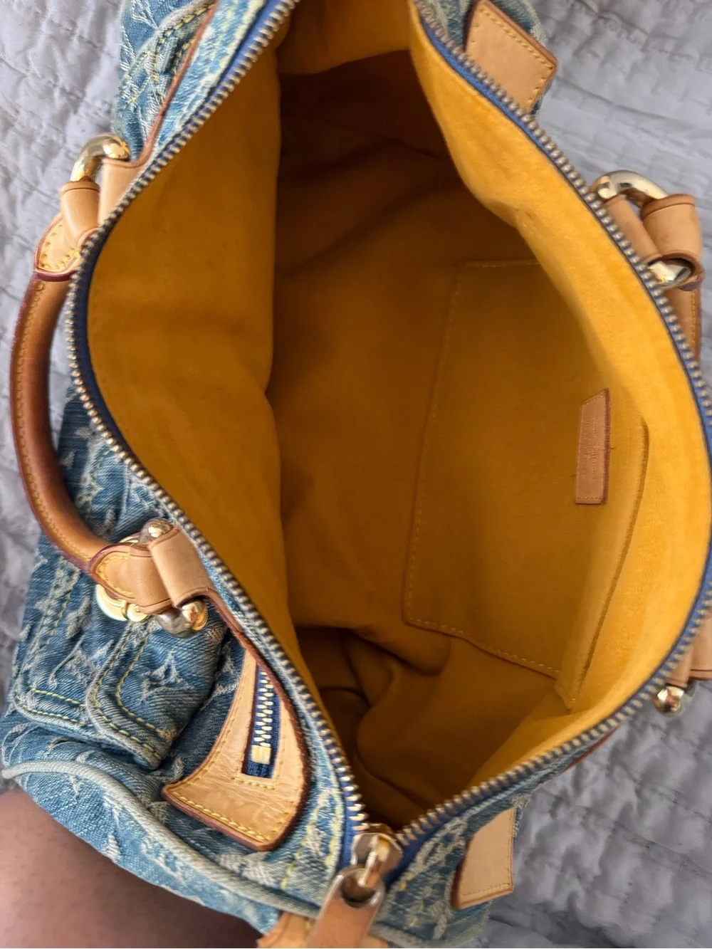 Louis Vuitton send opening stylish