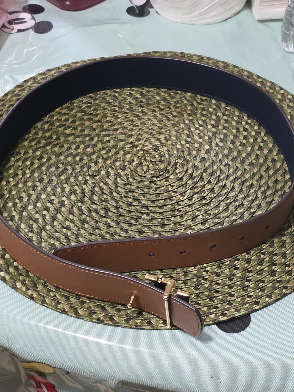 Women's Tan Leather reversible Belt with Gold Buckle Unbranded Used