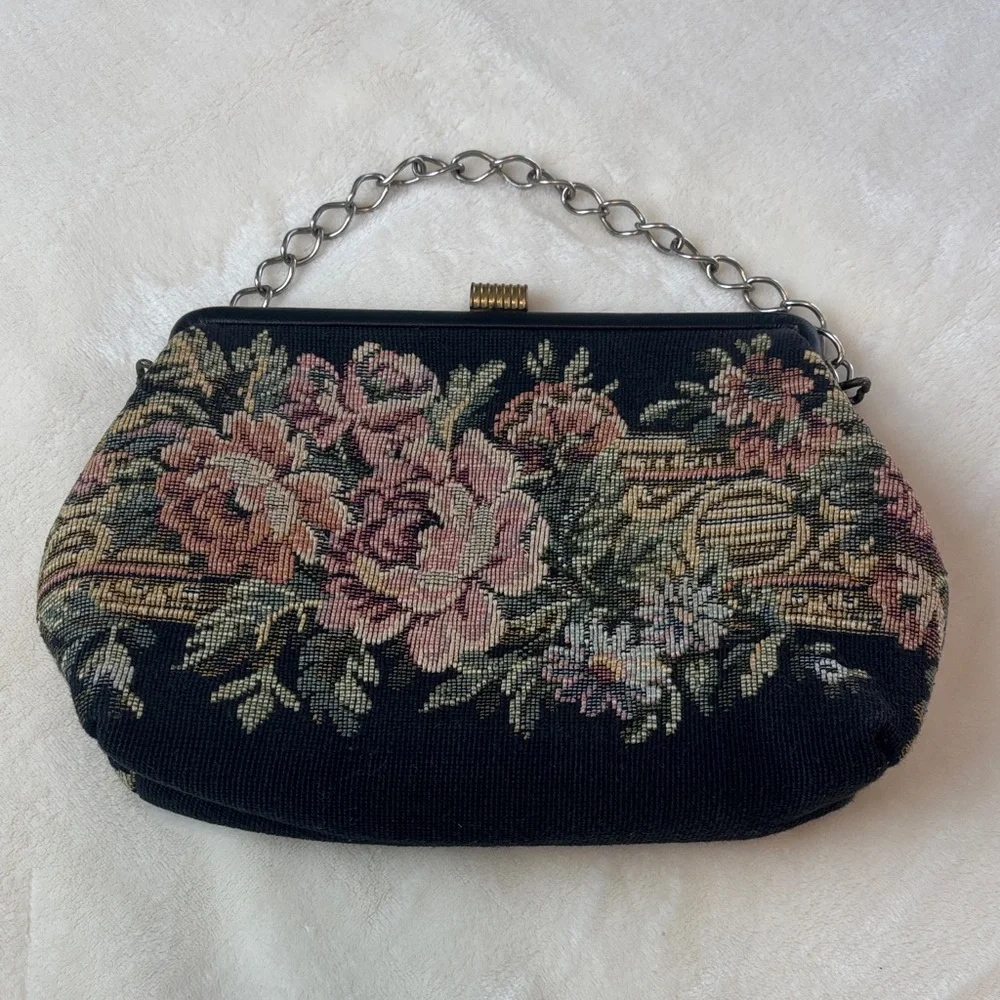 N/A elegant vintage