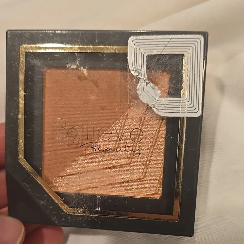 ❤️10/$13 New Blush Bronzer Duo