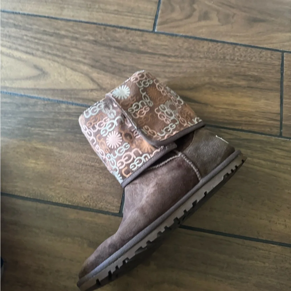 UGG step out