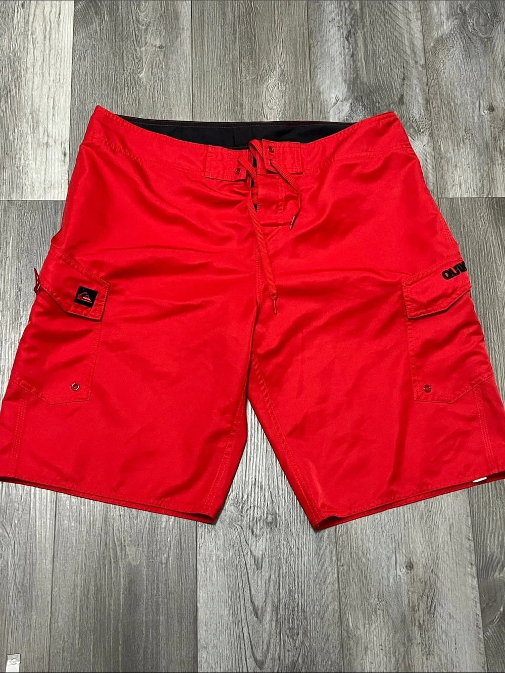 Quicksilver men’s swim trunks / red / Size 36