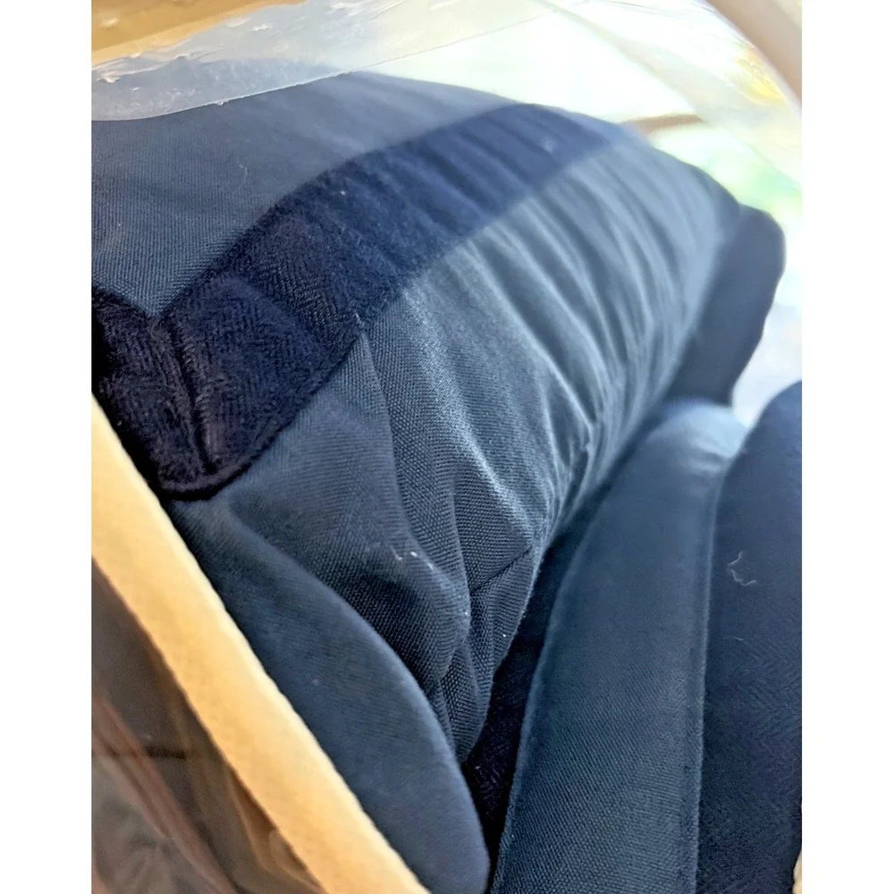 Threshold applique border