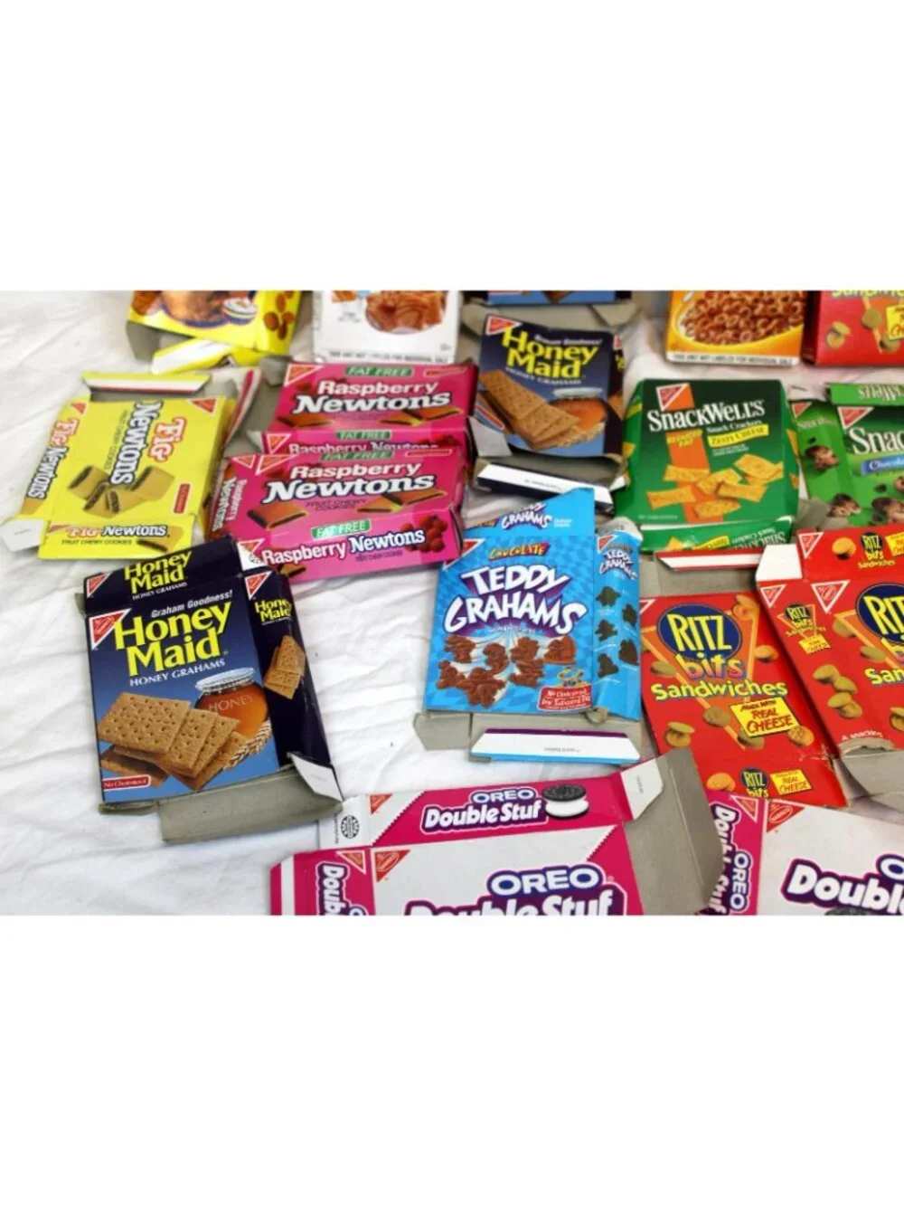 Unbranded play food