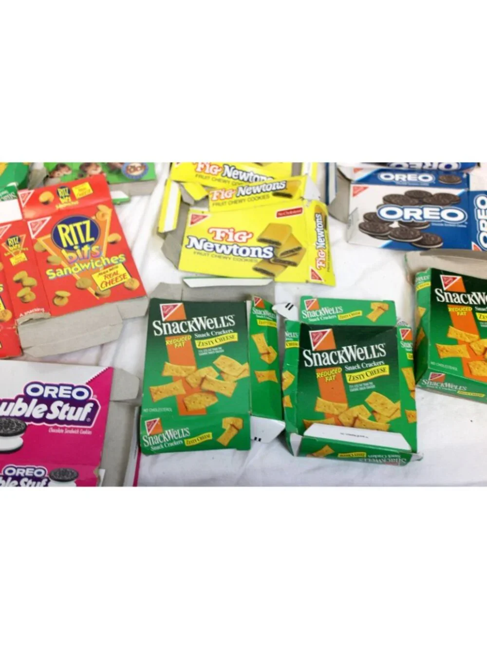 Unbranded play food