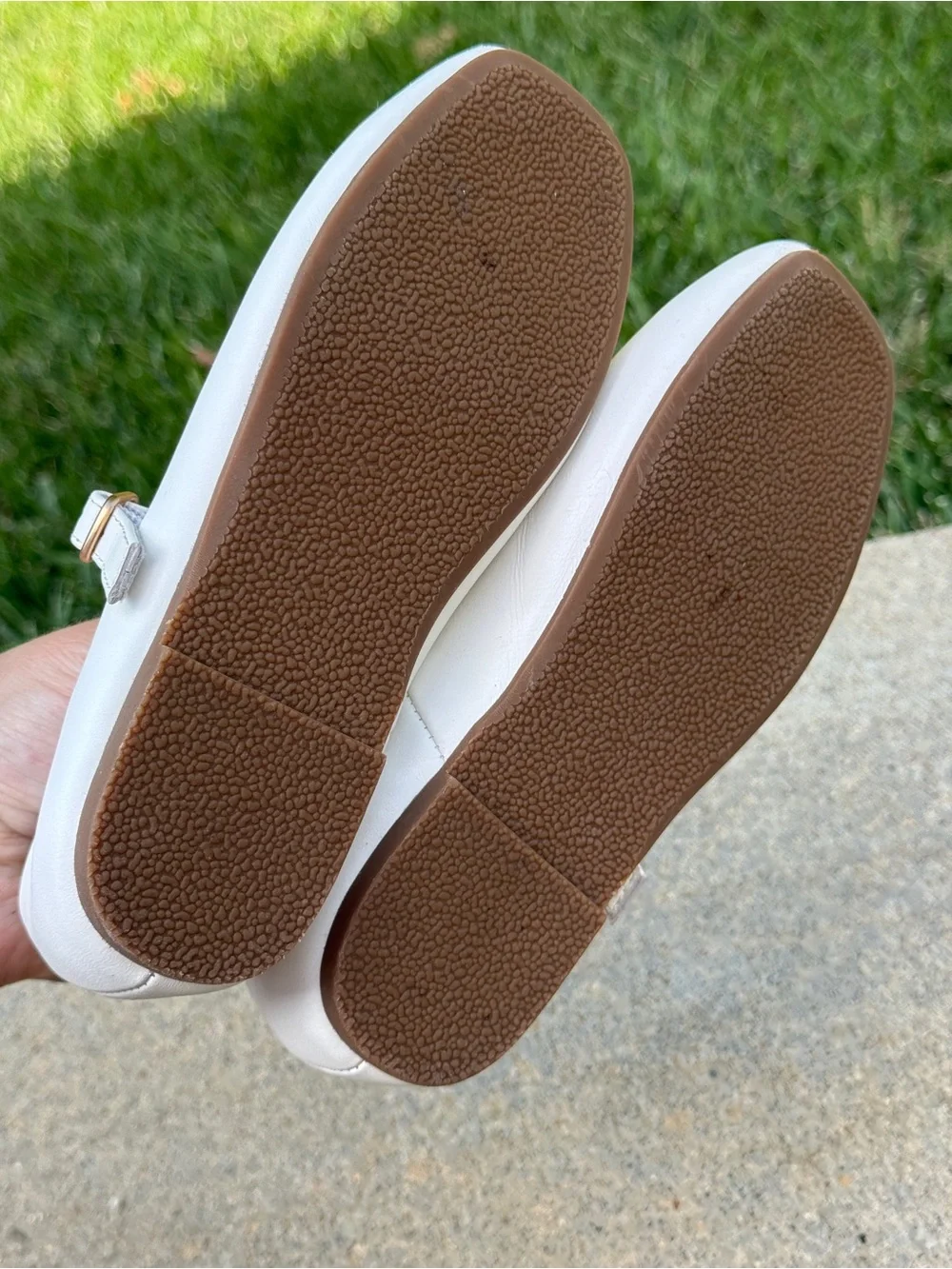Age Of Innocence flats typical