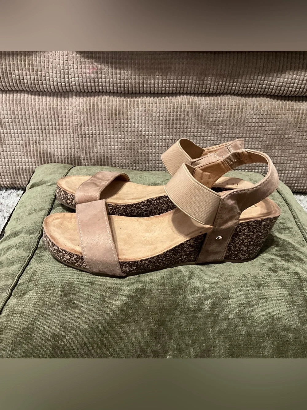 Bella marle taupe suede