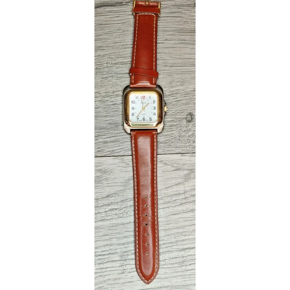 Vogue vintage quartz