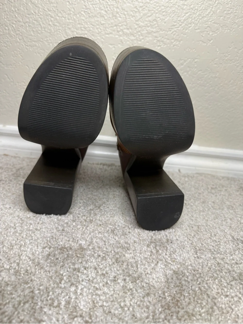 Steve Madden leather boots wear