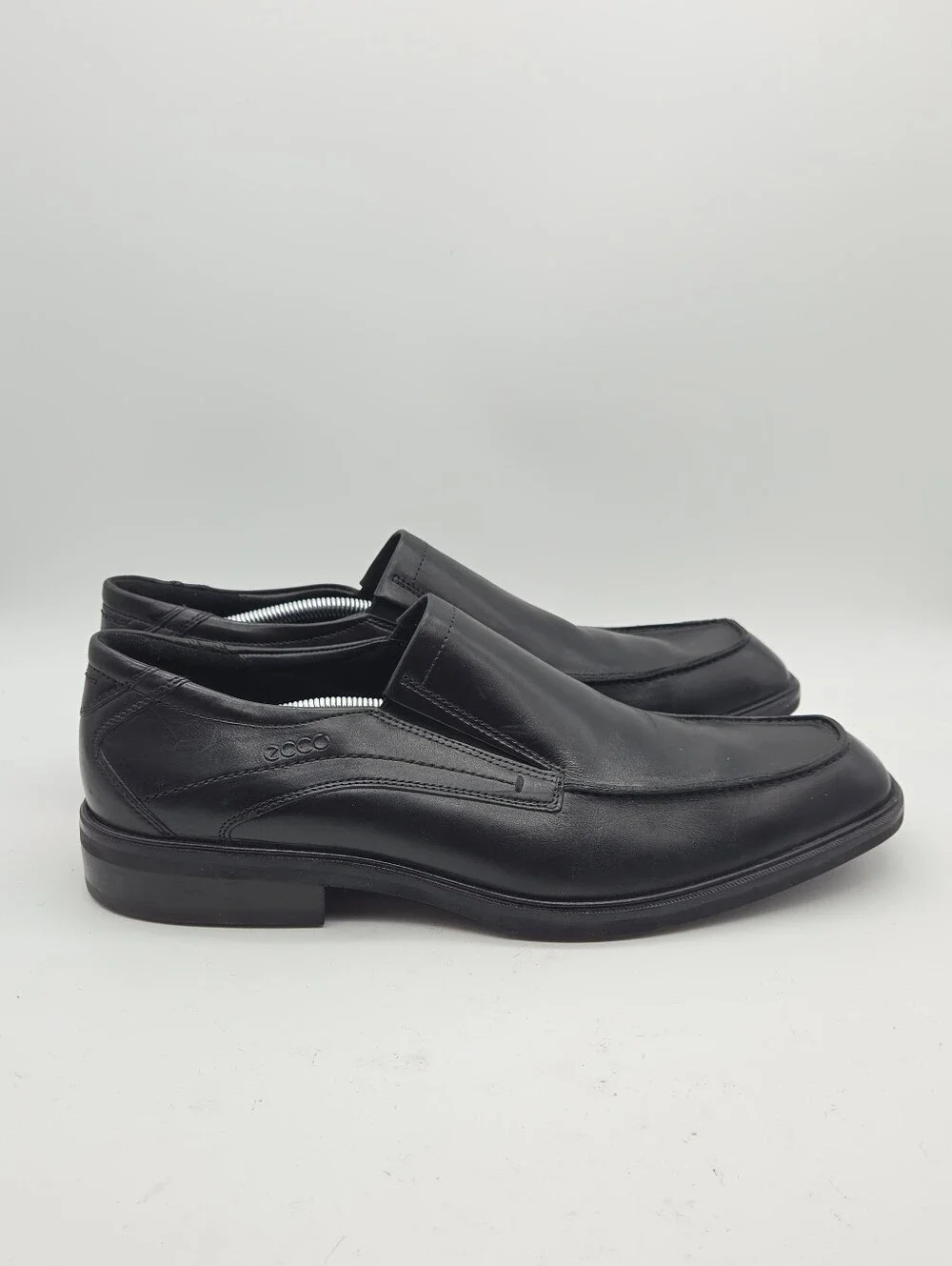 Ecco size wear