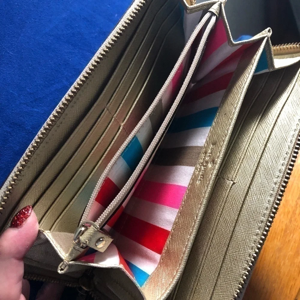Kate spade zip wallet
