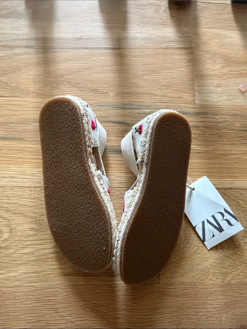 Zara cute cream