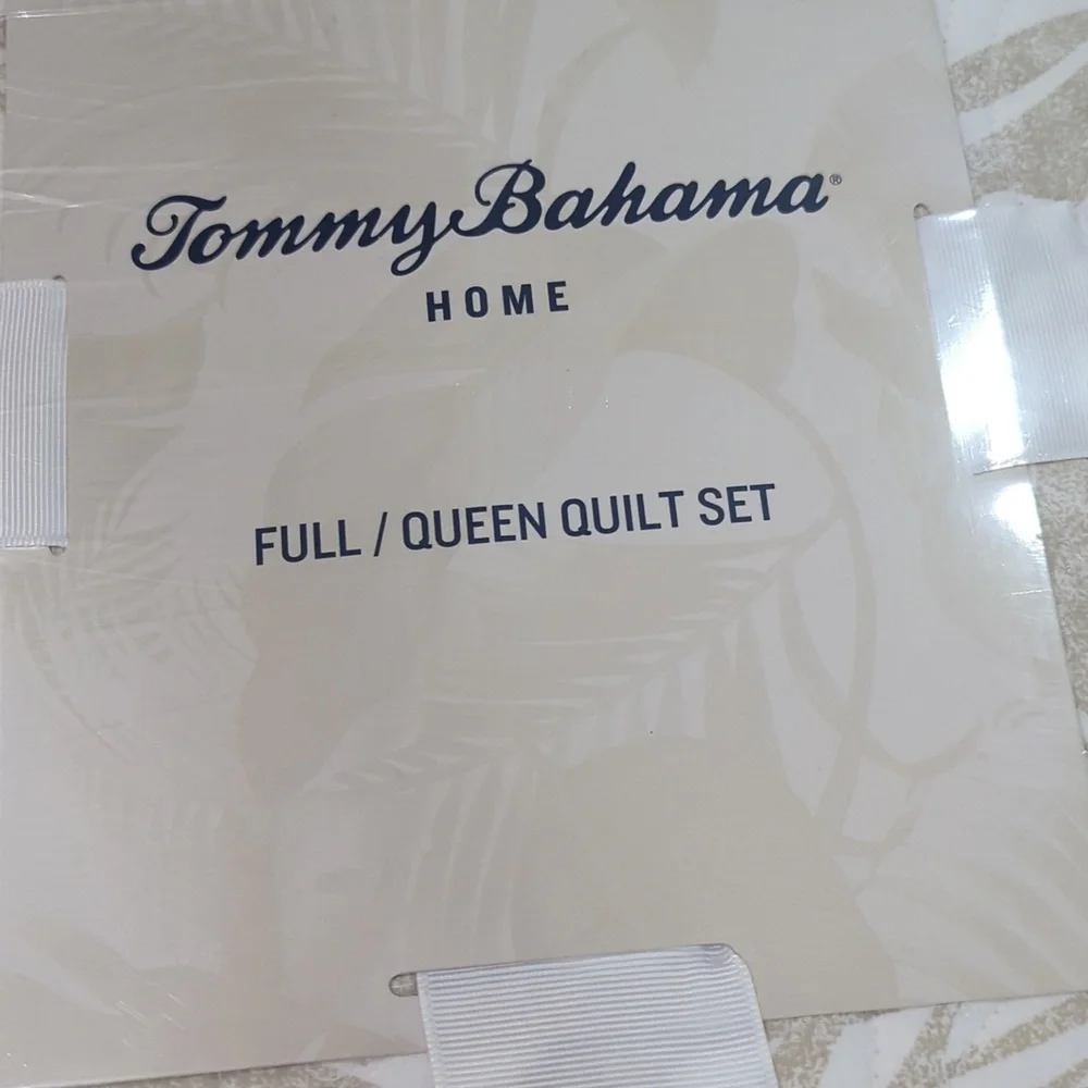 Tommy Bahama tommy bahama