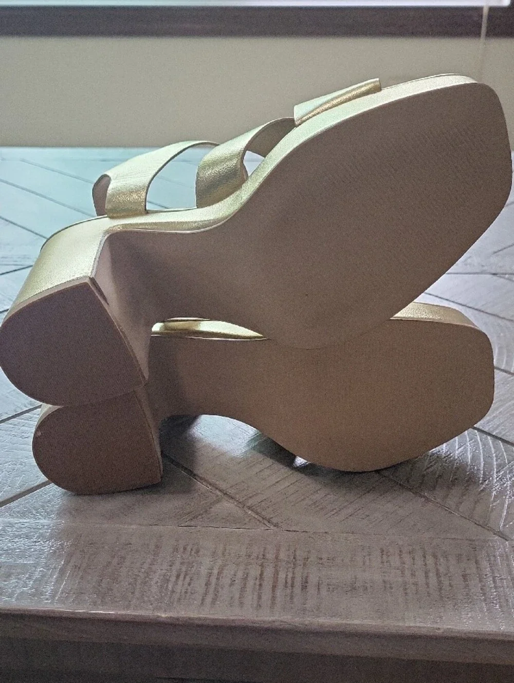 Seychelles Metallic Gold Leather Platform Sandals Ankle Strap Boho 70s