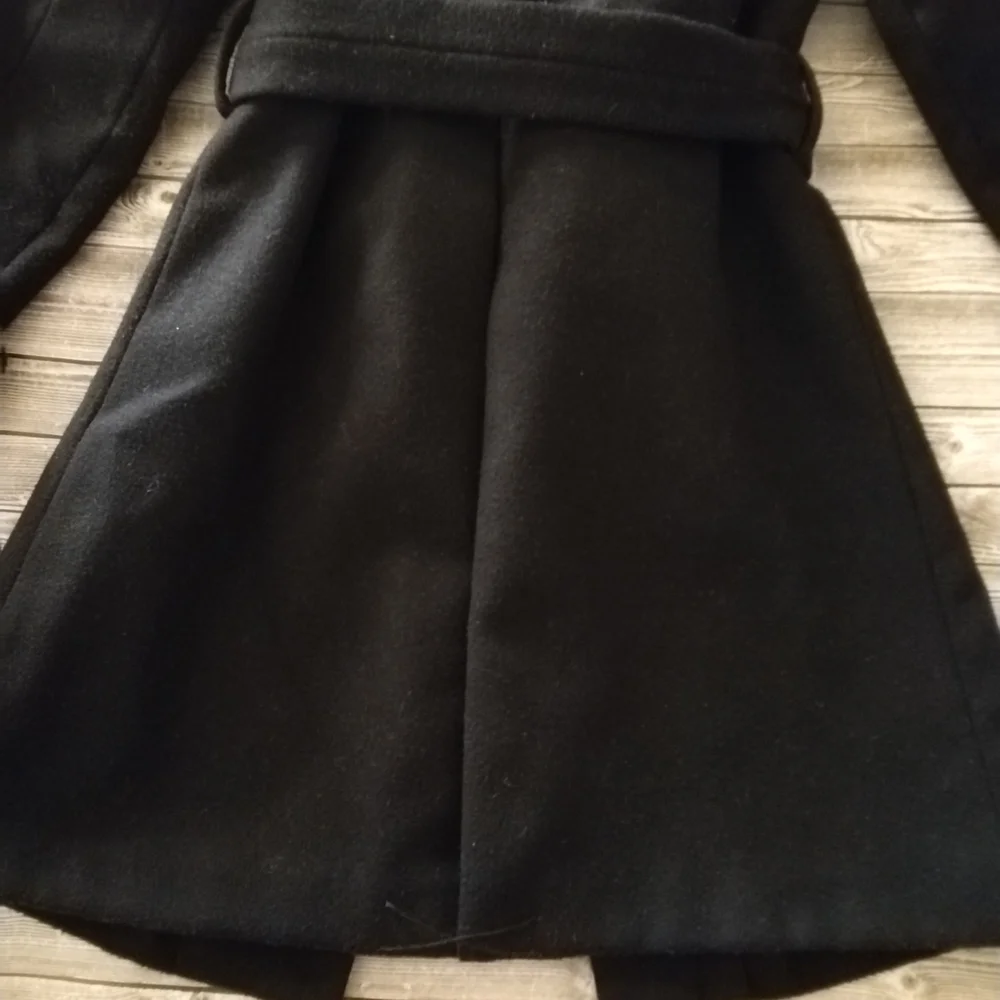 Janie and Jack tailored belted sleeves