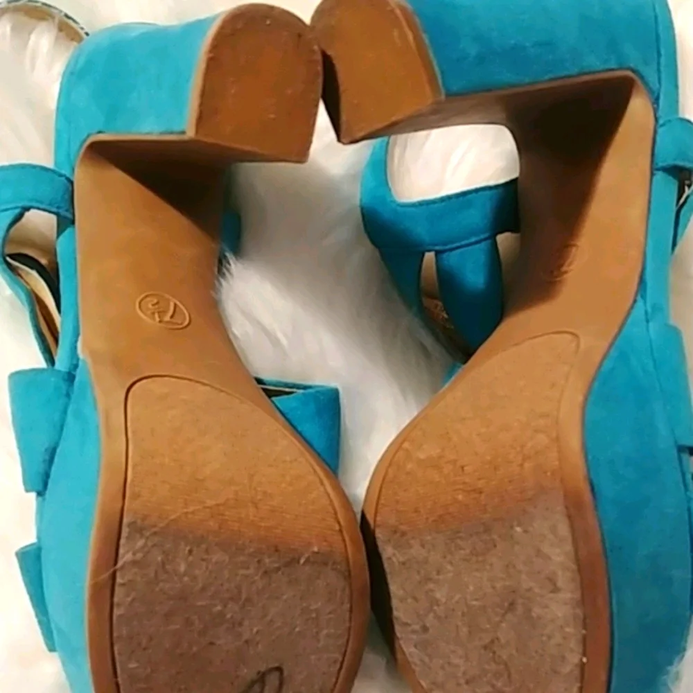Mossimo Aqua Platform Heels