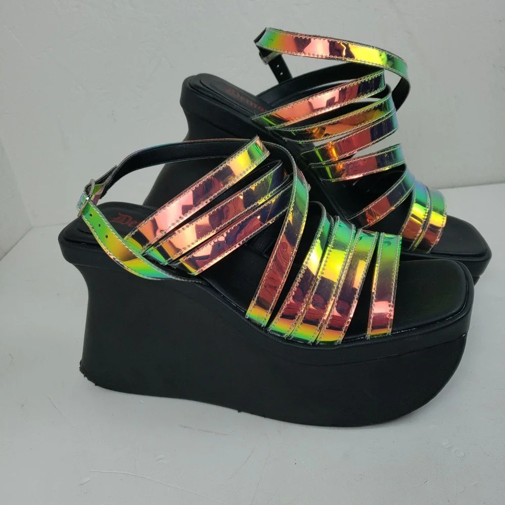 Demonia platform design