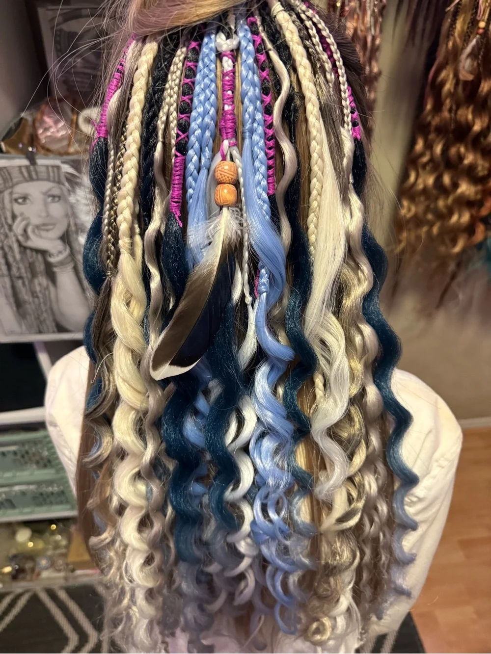 Curly Clip-In Hair Extensions in Blue and Blonde - Voluminous Waves