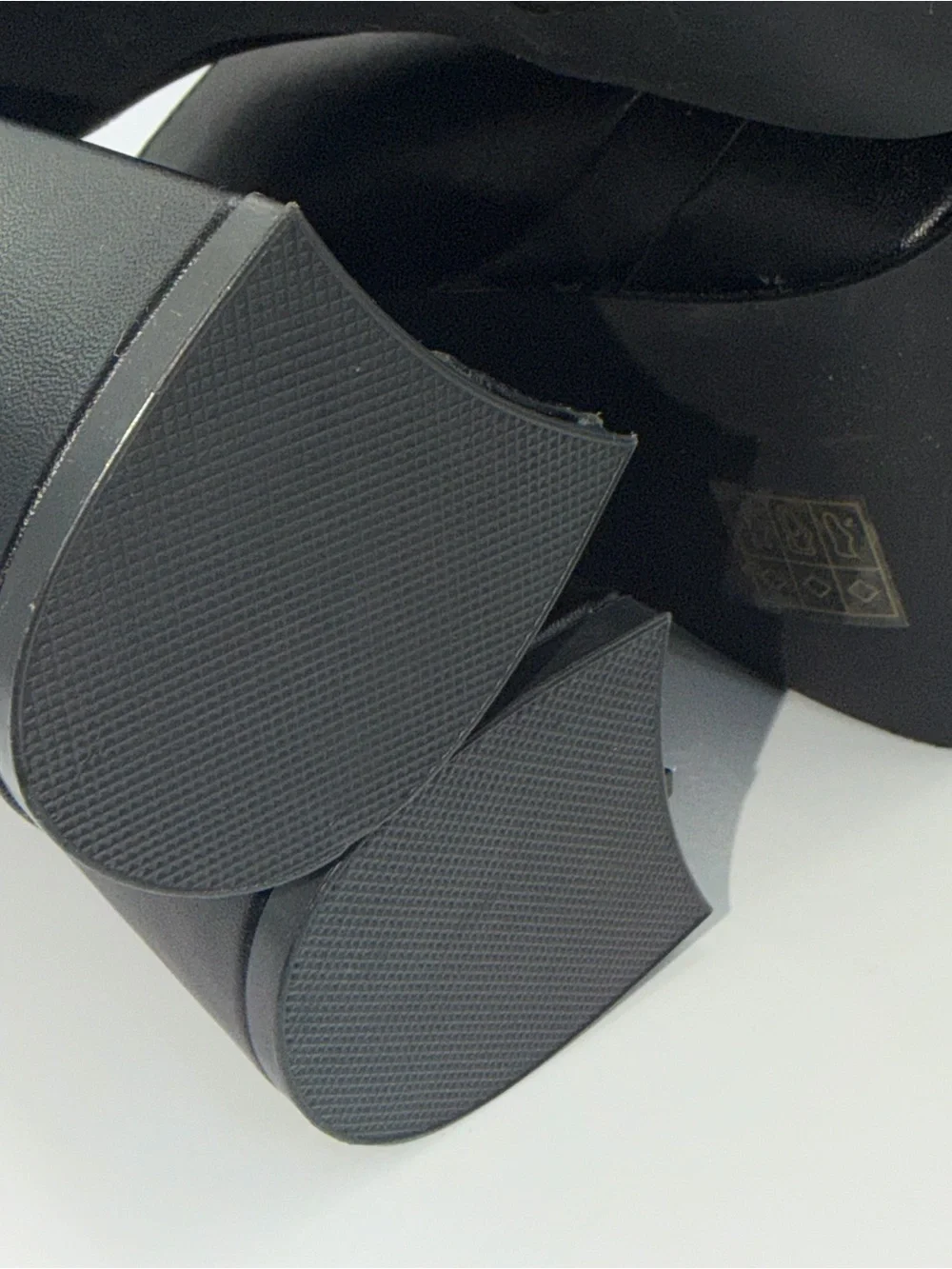 Public Desire bold platform
