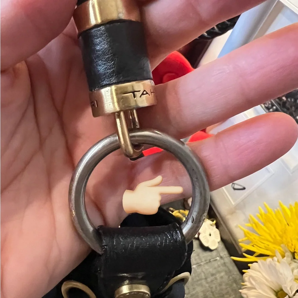 Tahari elegant black