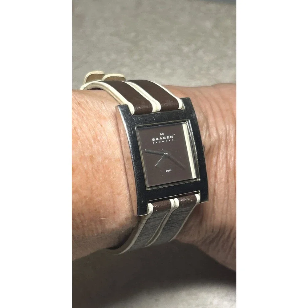 Skagen Tank Womens Watch Leather  Brown Beige Ultra Slim 228SSL New Battery