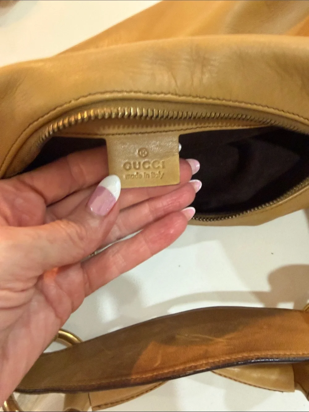 Gucci well smooth soft