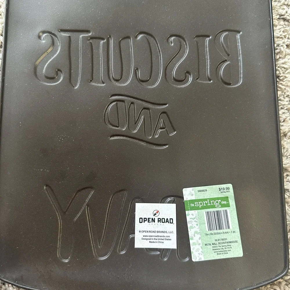 NWT Black and White Wall Sign - Mind Your Own Biscuits and Life Will Be Gravy