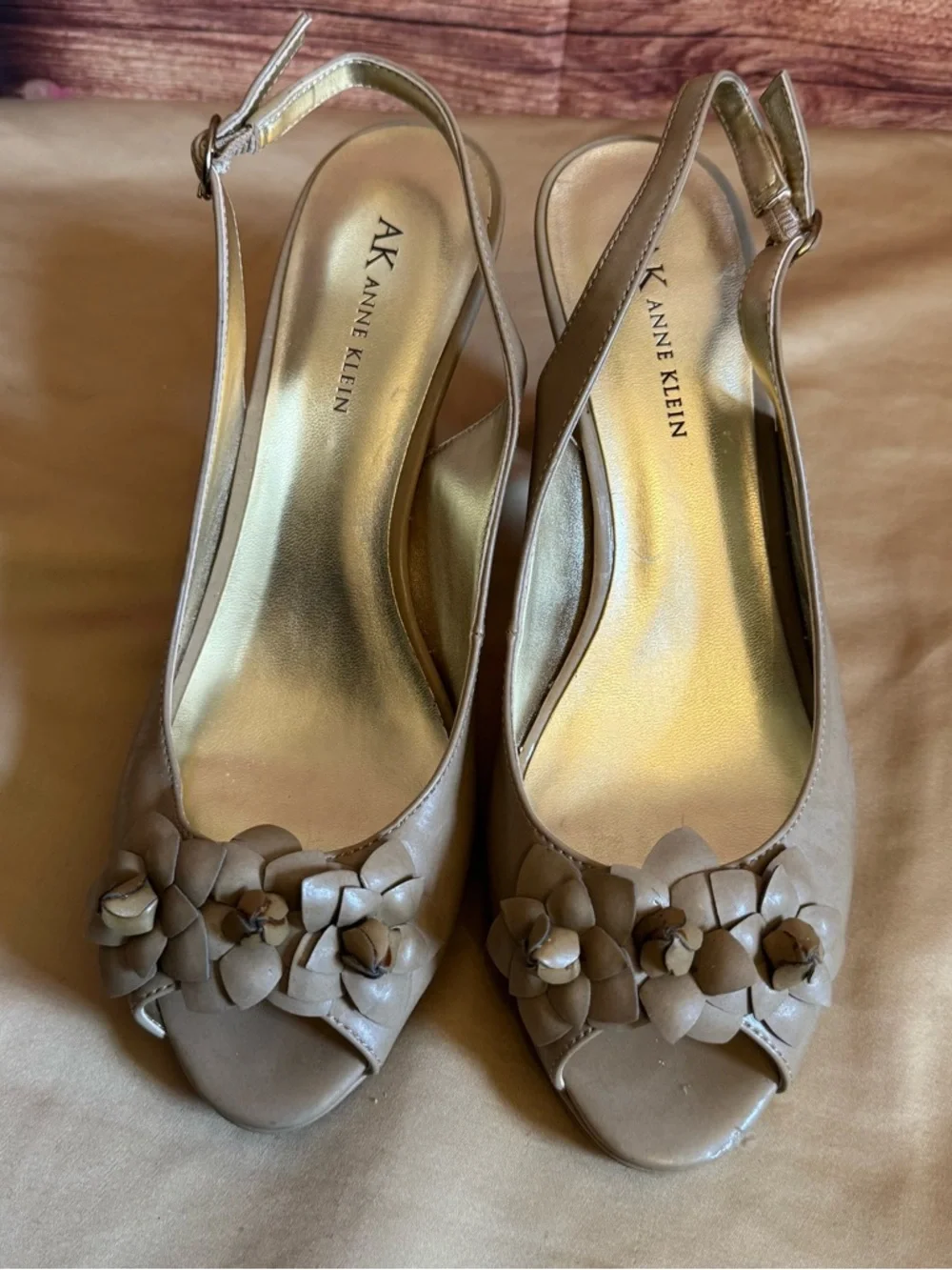 Anne Klein elegant timeless