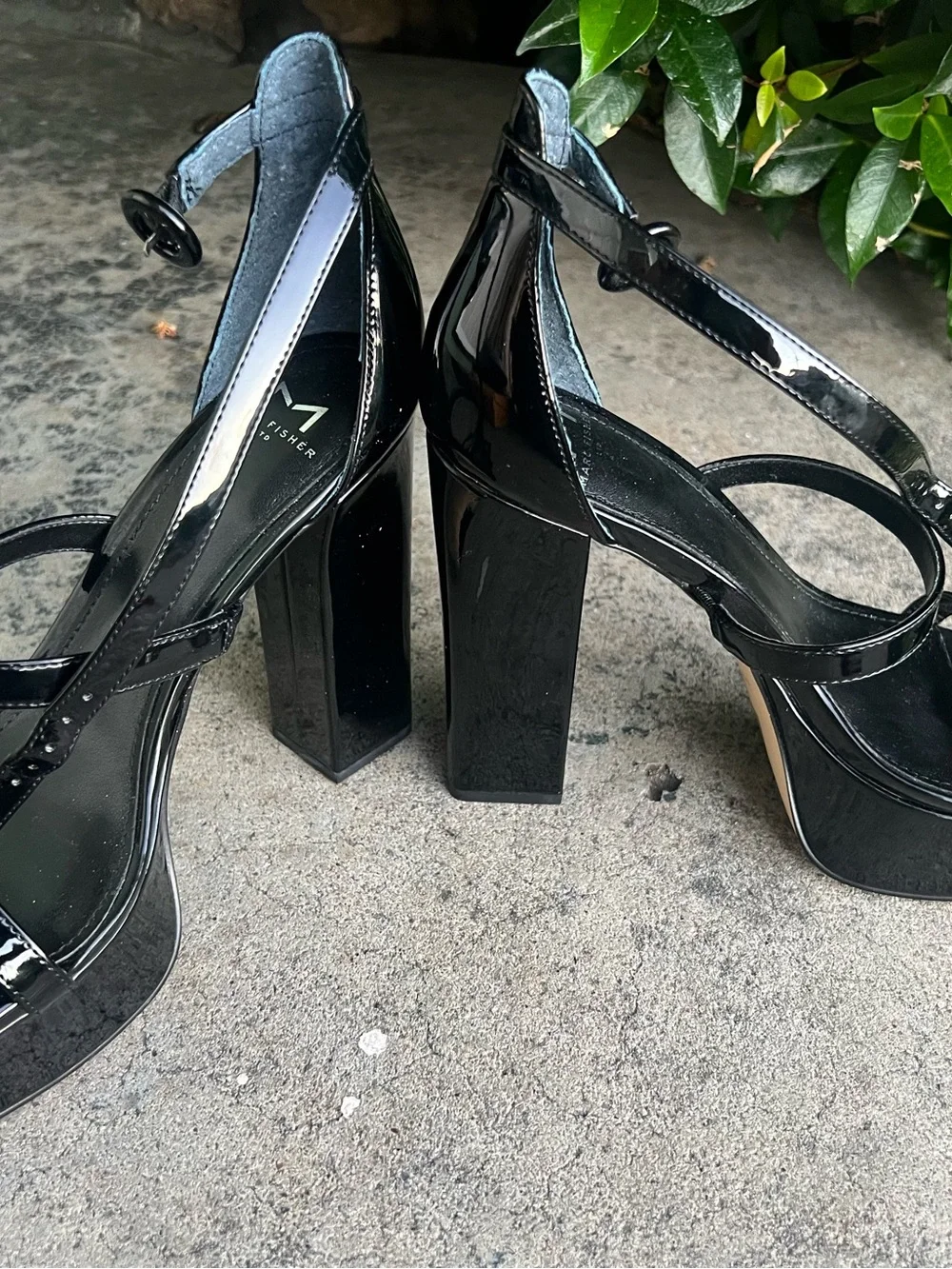 Marc Fisher patent leather