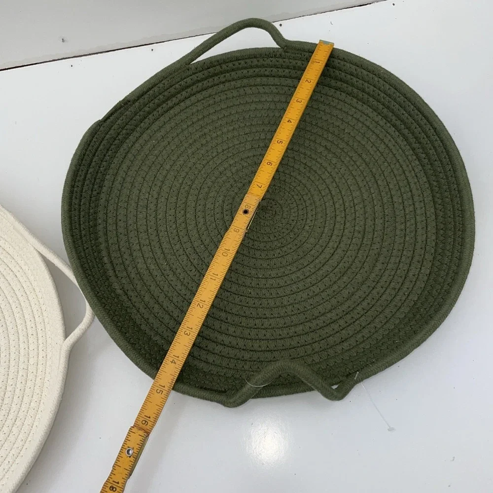 The Unbranded Brand woven rope