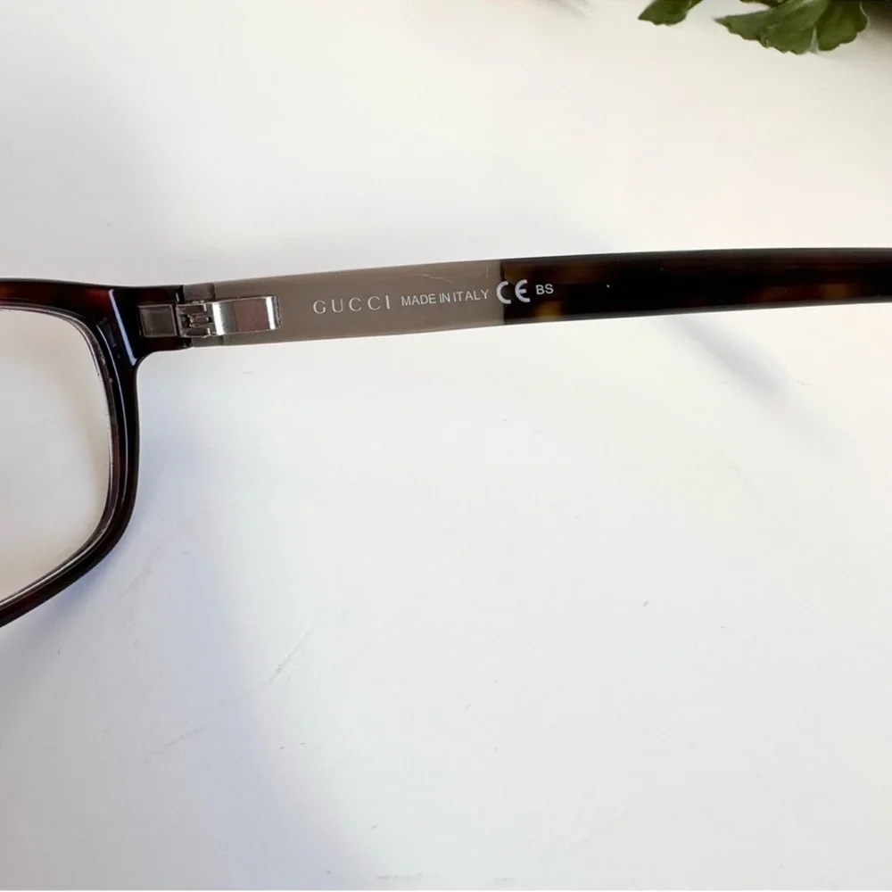 Gucci authentic havana