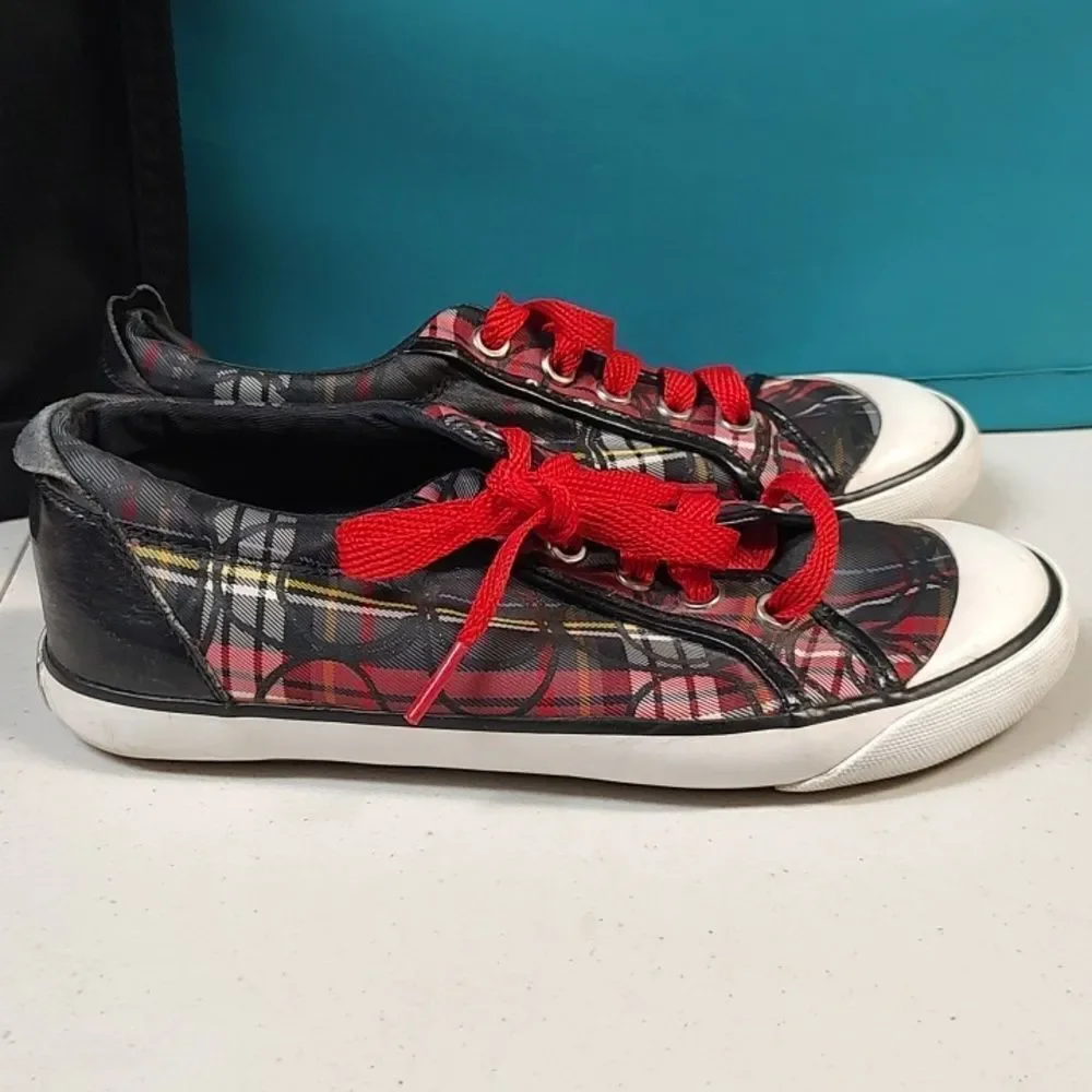 Coach step black elegance
