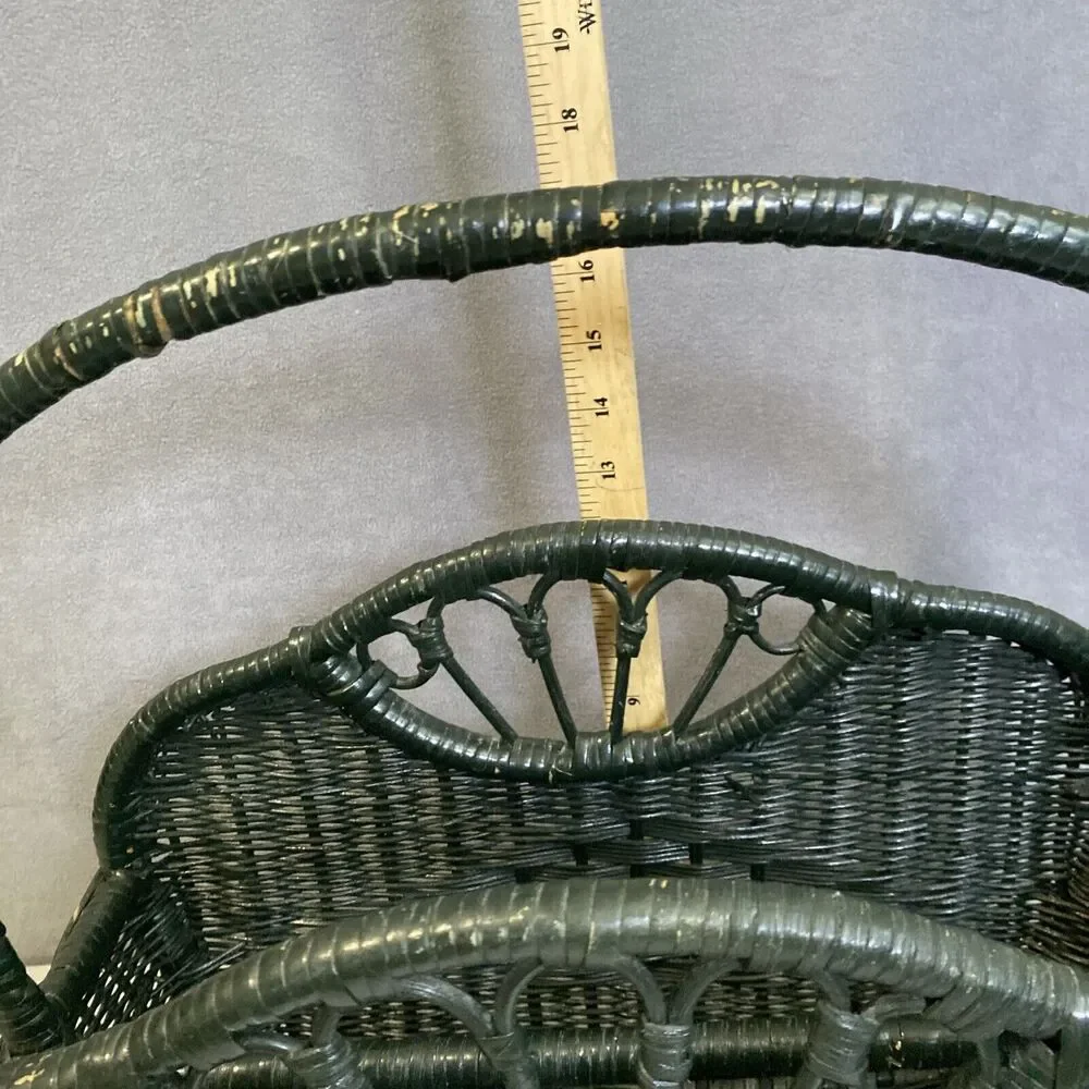 VTG Wicker Magazine Towel Record Storage Basket Green Peacock Shabby Cottage 60s