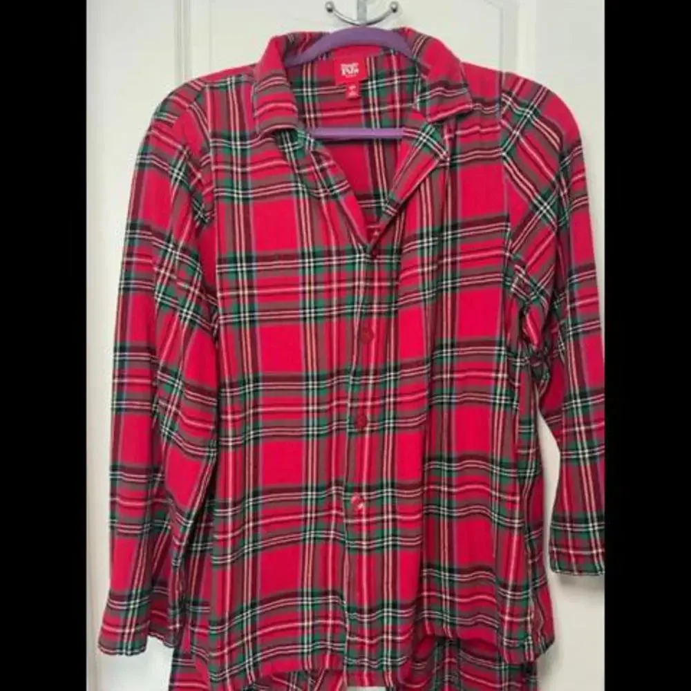 N/A red plaid