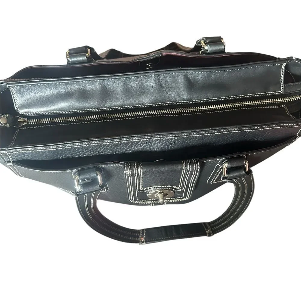 Coach stylish black