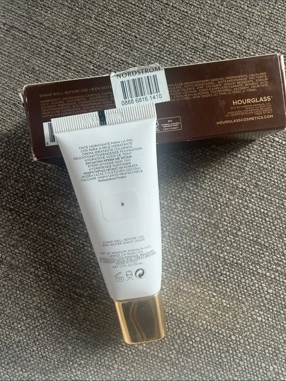 Hourglass nib veil