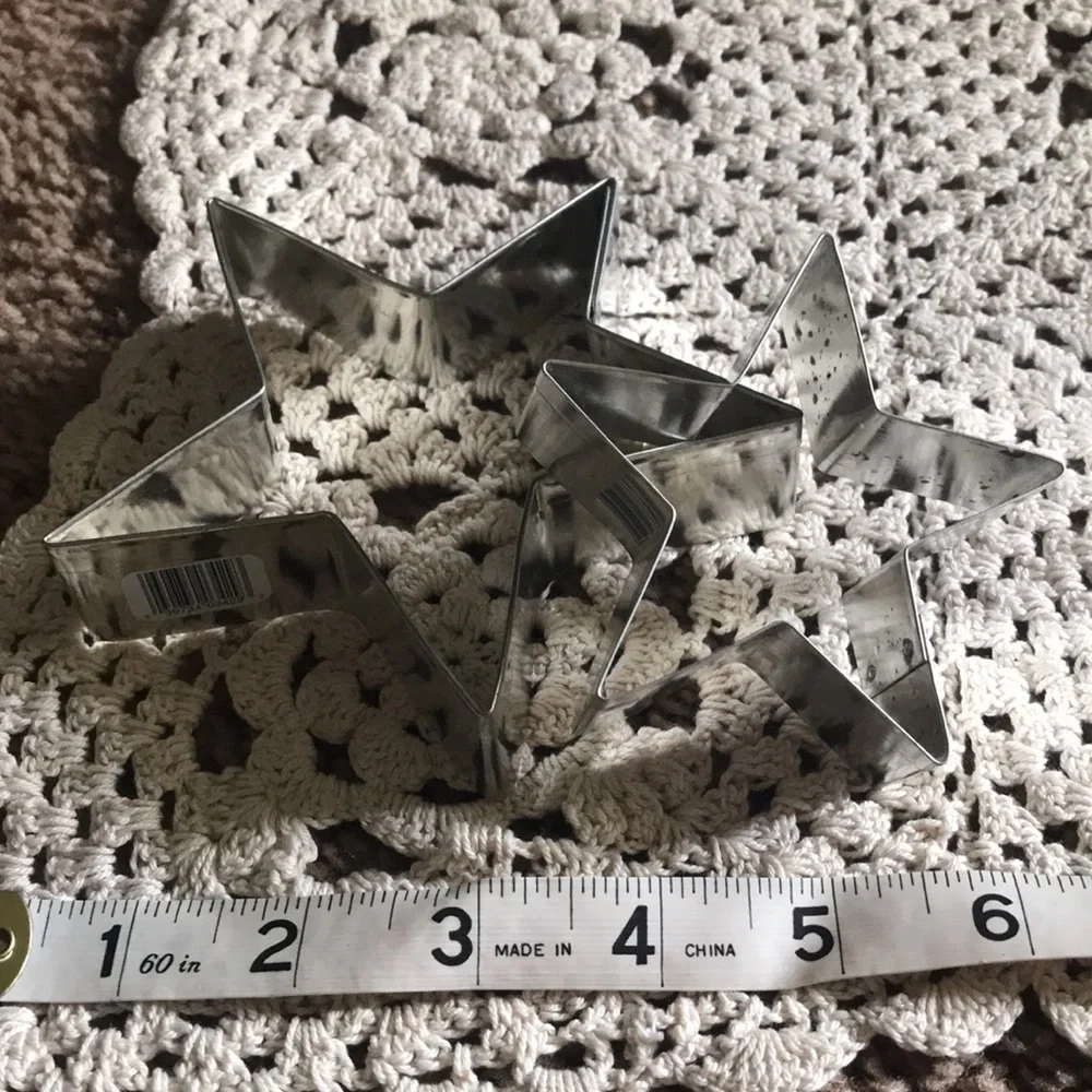 Five Silver Metal STAR Shaped Cookie Cutters and Shooting Star Baking Bakeware