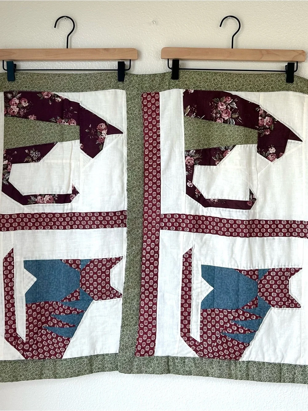 Vintage Cat Quilt Set – Quilt + 2 Matching Pillow Shams