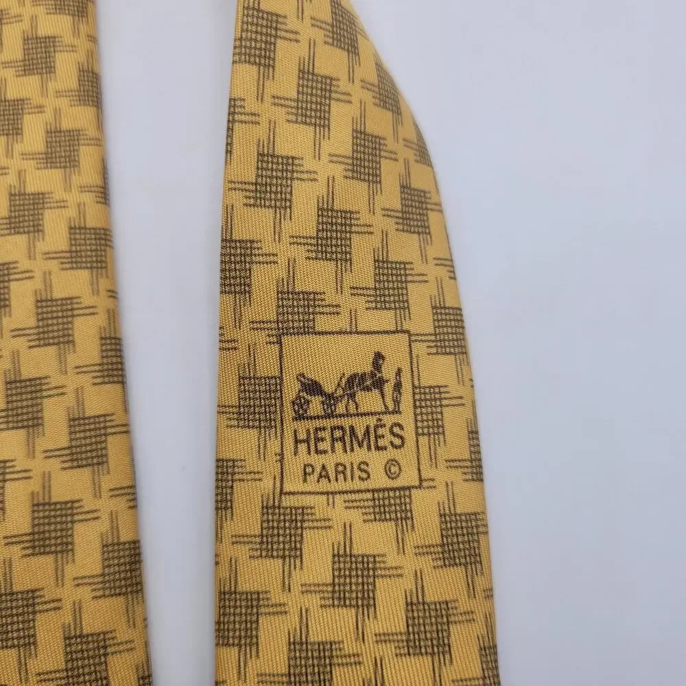 Hermes from normal ships