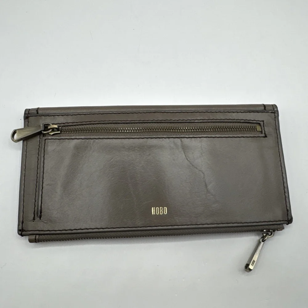 Hobo International Soft Brown Gray Leather Womens Long Wallet Clutch Zip‎