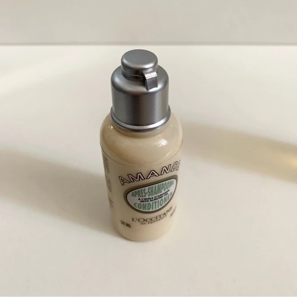 NWOT L’Occitane en Provence vanity set shampoo conditioner