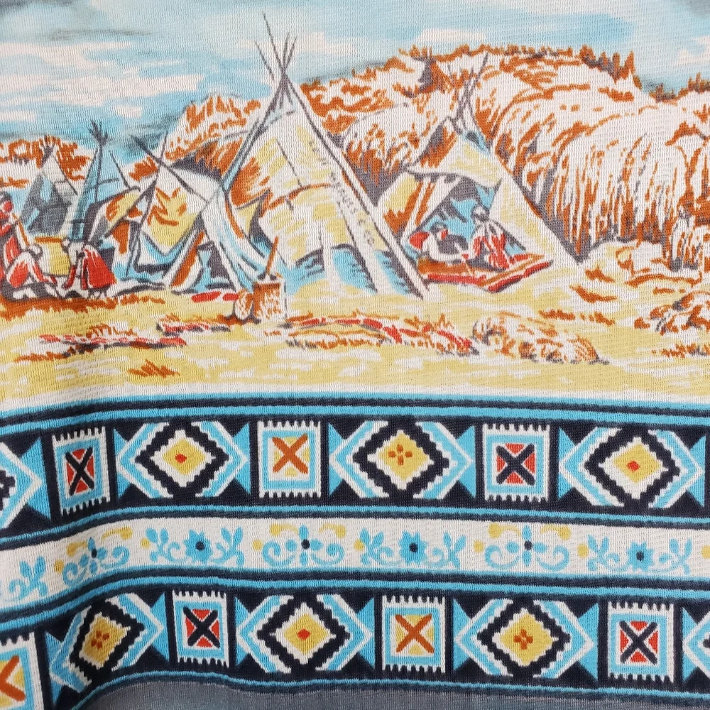 Vintage 70s Levi's Shirt Native American Print Short Sleeves Size Medium