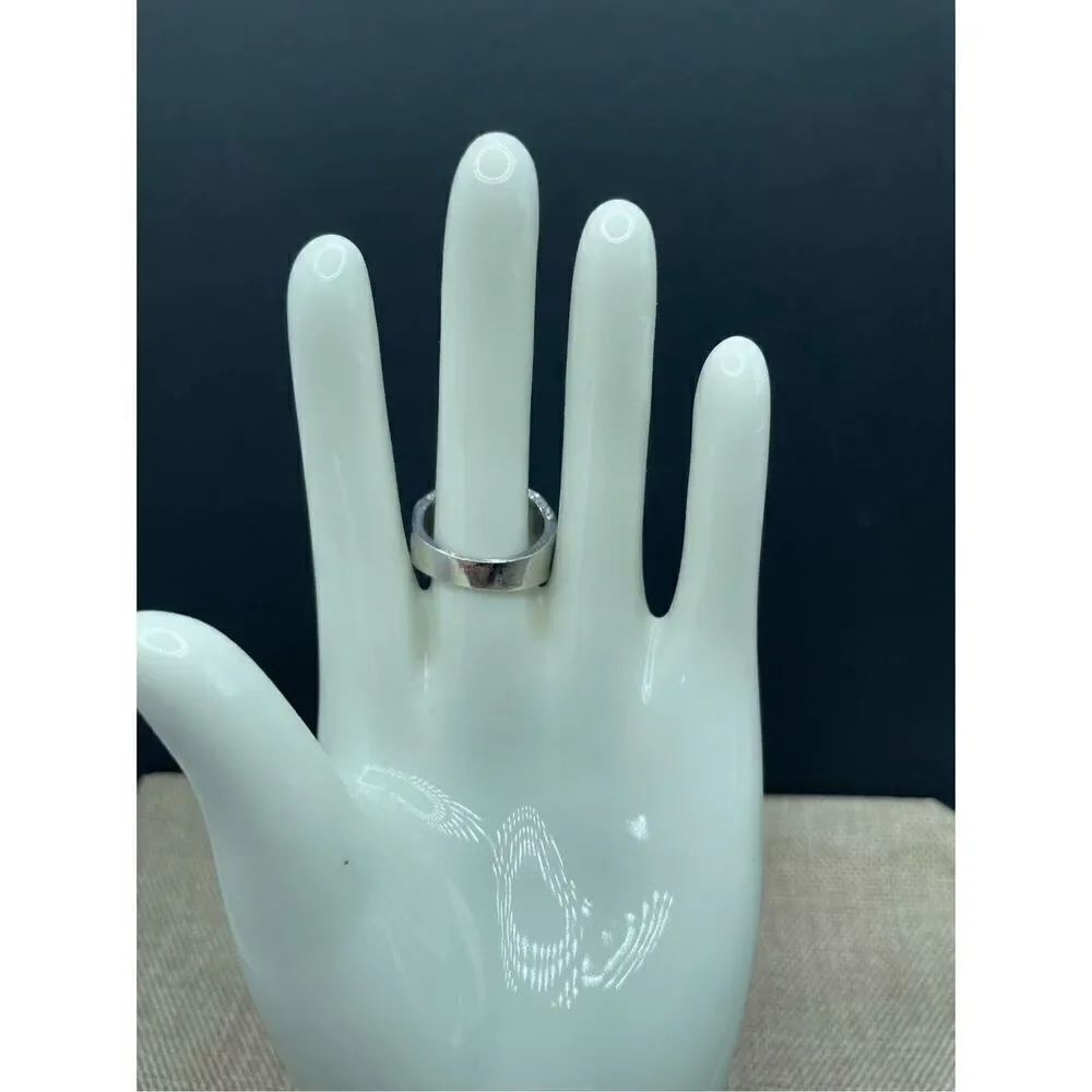 Vintage Ladies Cocktail CZ Ring Size 9.5