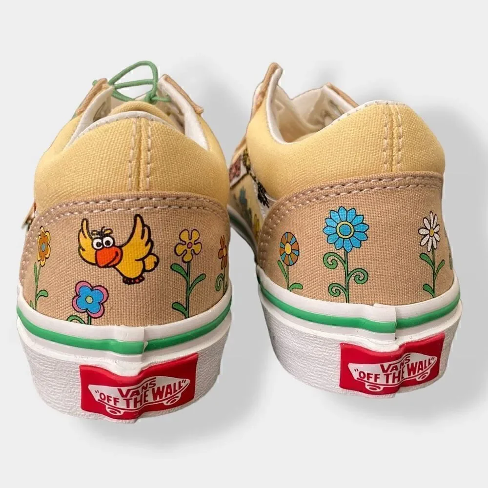 Vans elmo size