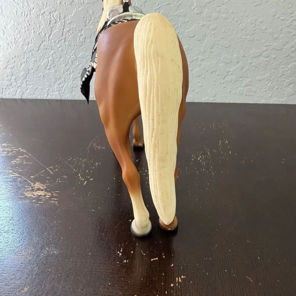 Breyer traditional roy