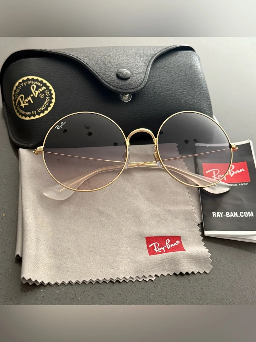 Ray-Ban Round Metal Sunglasses - Gold Frame with Gradient Gray Lenses