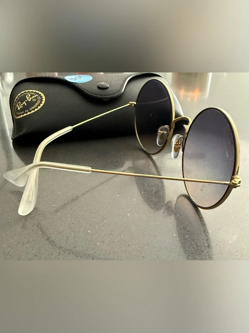 Ray-Ban hippy round