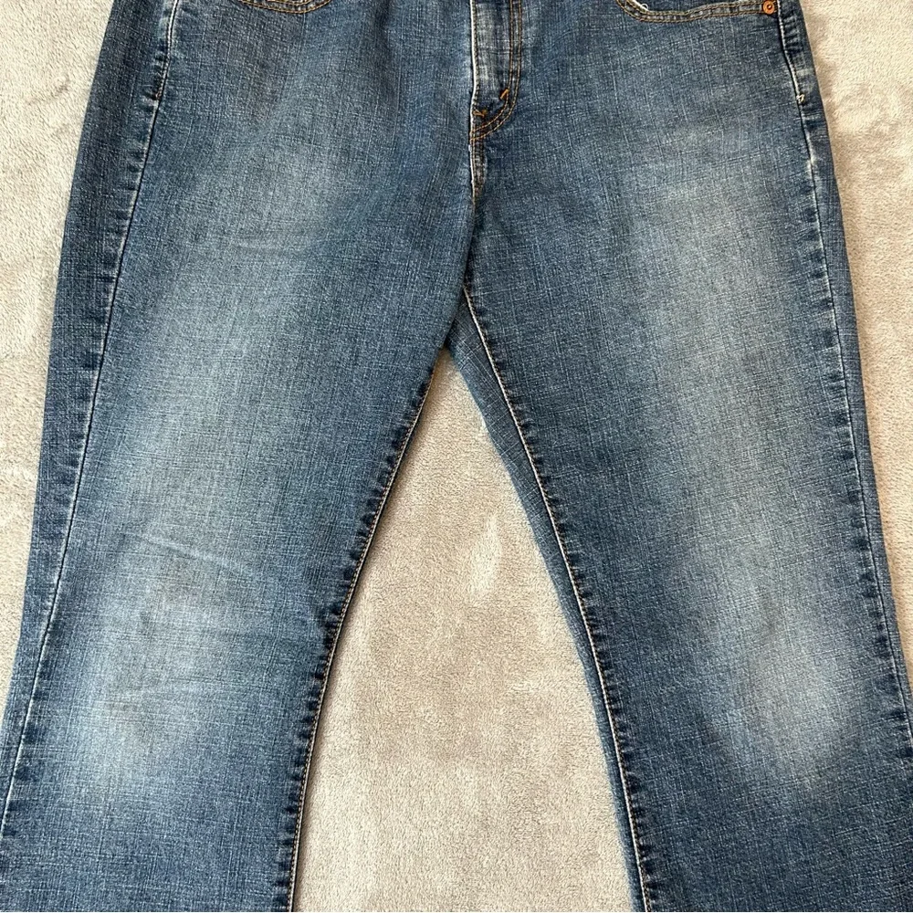 Levis this pair